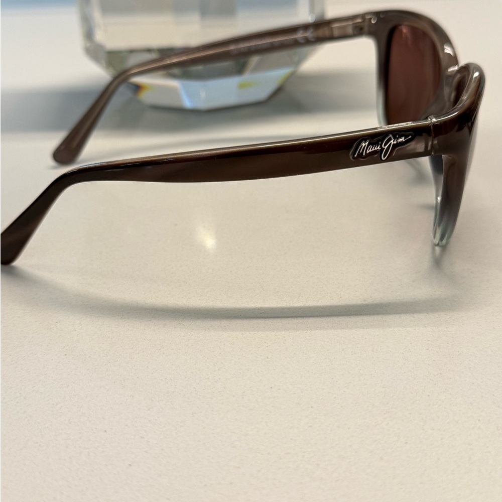 Like New Maui Jim, Brown and Blue Sunglass Frames - Picture 8 of 9